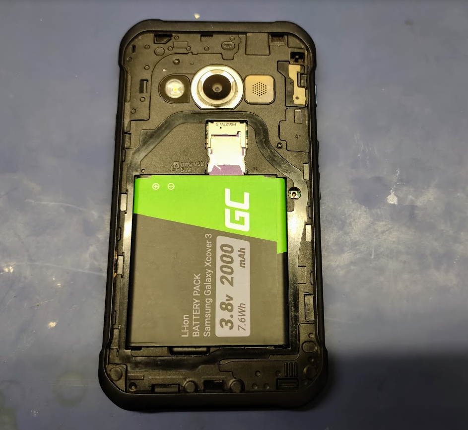 Wymiana baterii w Samsung Galaxy Xcover3 SMG389F TECH